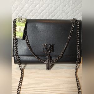 NWT Badgley Mischka Crossbody Purse Bag accent chain strap and magnetic closure.